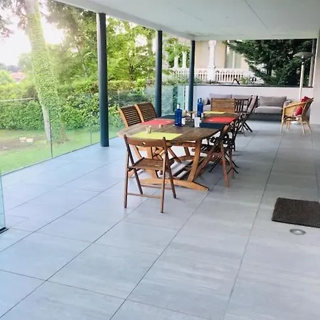 Villa Villa